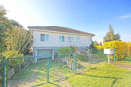 gepflegtes Einfamilienhaus mit idyllischem Grundstück in Diesdorf