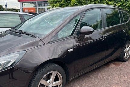 Opel Zafira 198.000 km 4.500 &euro; Halle/Saale 06116