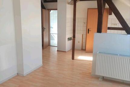 Wohnung Halle (Saale) Büschdorf - 2.5 Zimmer, 47 m&sup2;, 380&euro; | Angebot:25829205