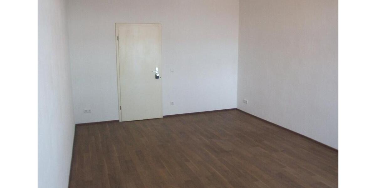 Etagenwohnung Halle (Saale) Büschdorf - 3 Zimmer, 83 m&sup2;, 664&euro; | Angebot:26262168