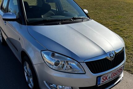 Skoda Fabia 123.000 km 5.299 &euro; HALLE 06116
