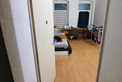 Wohnung Halle (Saale) Damaschkestraße - 1 Zimmer, 18 m&sup2;, 330&euro; | Angebot:26051236