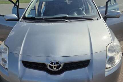 Toyota Auris 220.000 km 2.700 &euro; Südstadt (Halle (Saale)) 06130