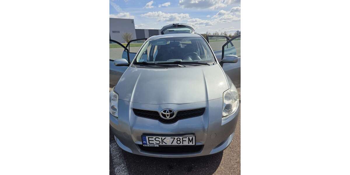 Toyota Auris 220.000 km 2.700 &euro; Südstadt (Halle (Saale)) 06130