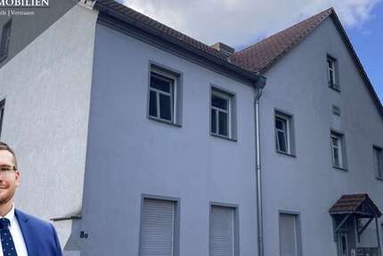 Haus Sandersdorf - 6 Zimmer, 270 m&sup2;, 250.000&euro; | Angebot:27696431