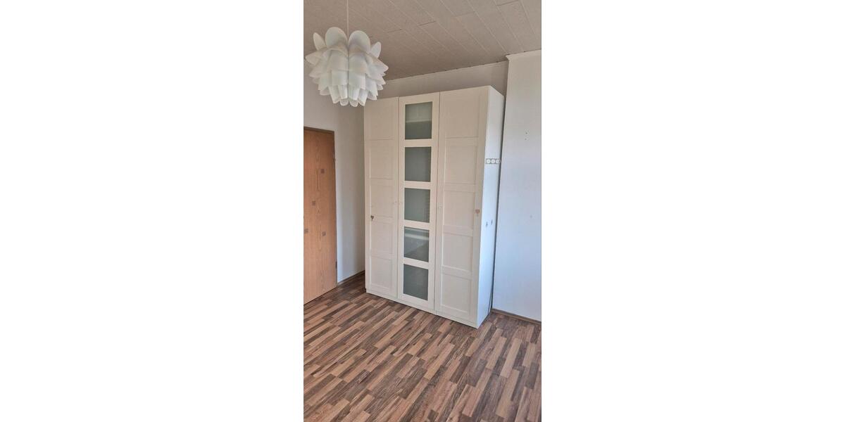 Dachgeschoßwohnung Halle (Saale) Frohe Zukunft - 2 Zimmer, 50 m&sup2;, 400&euro; | Angebot:25104004