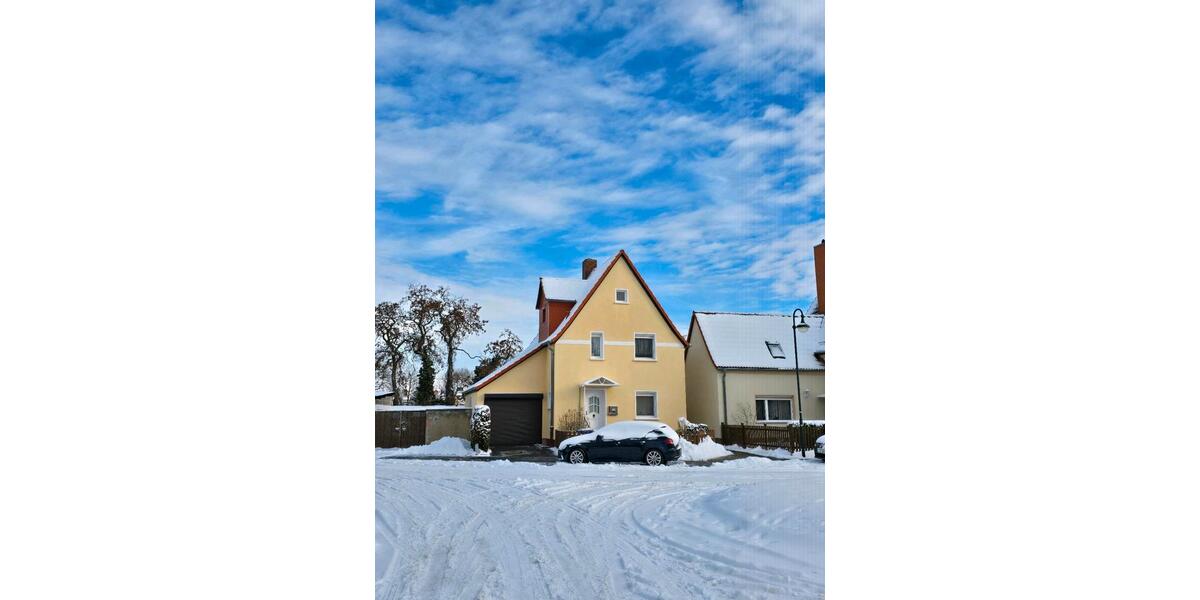 Einfamilienhaus Leuna - 3 Zimmer, 84 m&sup2;, 160.000&euro; | Angebot:24961861