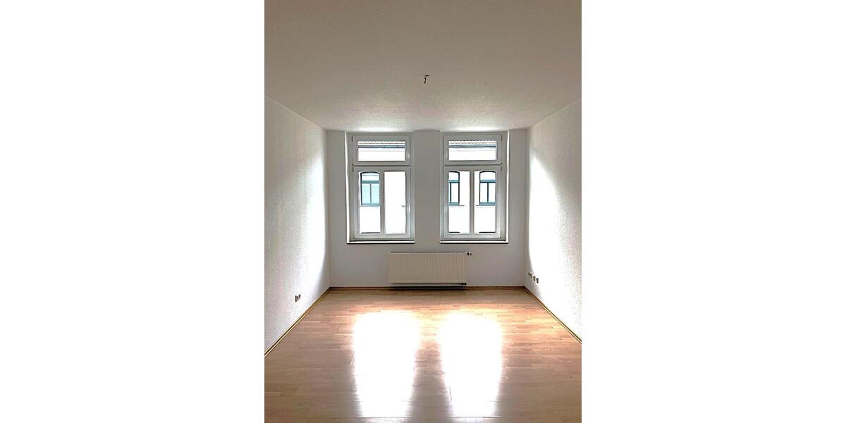Etagenwohnung Halle (Saale) Damaschkestraße - 3 Zimmer, 82 m&sup2;, 700&euro; | Angebot:25791770