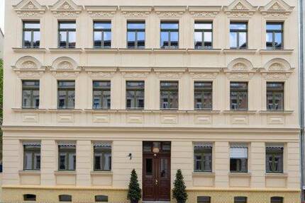Schickes Nest! + Parkett + Fußbodenheizung + Balkon + Tageslichtbad + Wanne & Dusche