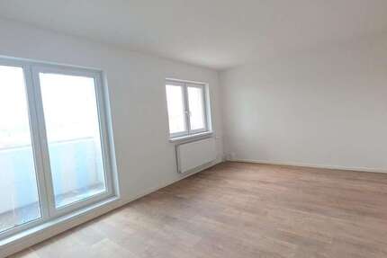 Wohnung Halle Halle-Neustadt - 5 Zimmer, 103 m&sup2;, 825&euro; | Angebot:27009095