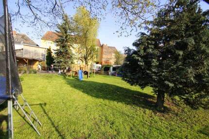 Wohnung Lützen - 4 Zimmer, 110 m&sup2;, 850&euro; | Angebot:23957749