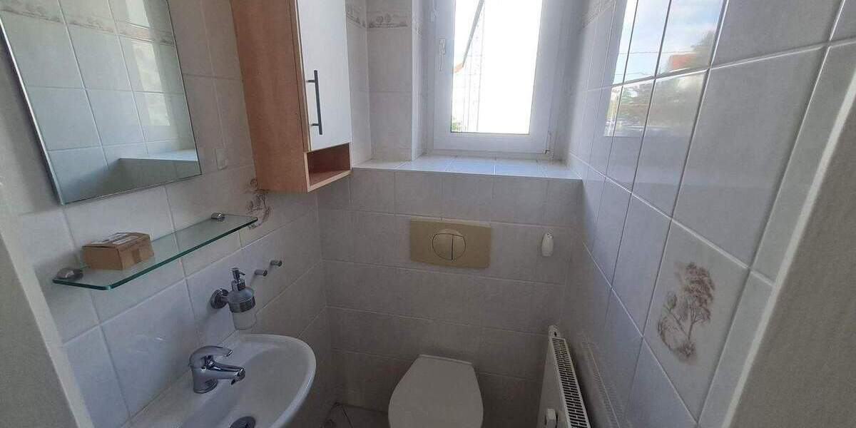 Etagenwohnung Bitterfeld-Wolfen Wolfen - 4 Zimmer, 83 m&sup2;, 78.500&euro; | Angebot:25731648