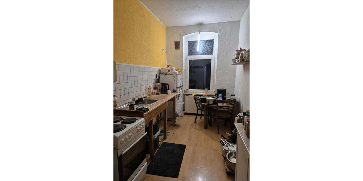 Etagenwohnung Halle (Saale) Damaschkestraße - 1 Zimmer, 18 m&sup2;, 330&euro; | Angebot:26051236