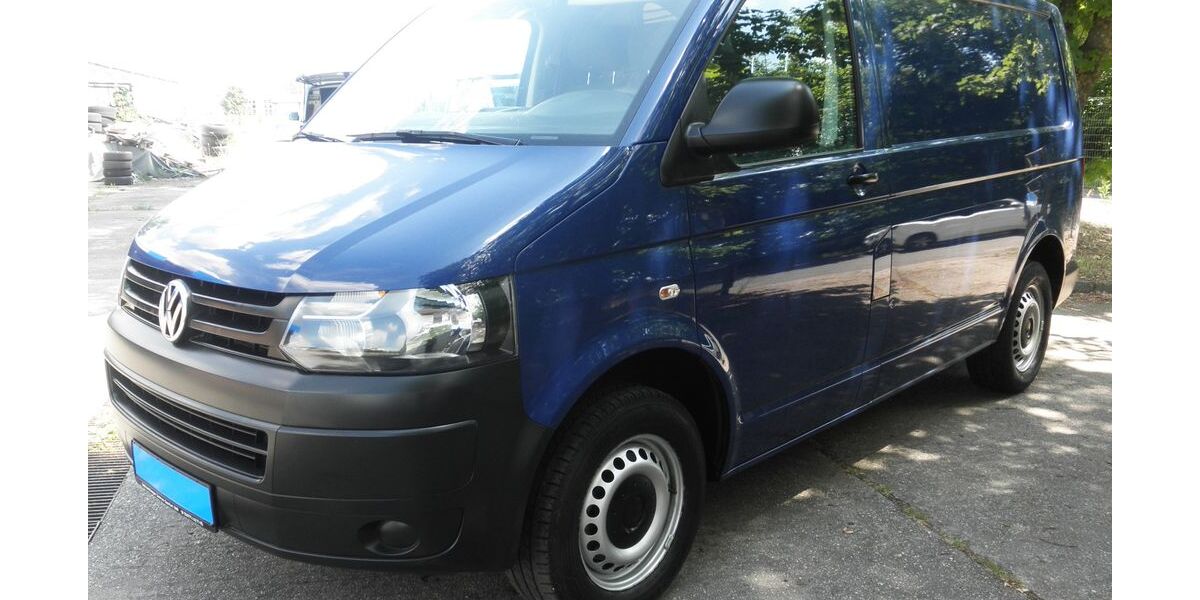 VW T5 Transporter 76.918 km 13.990 &euro; Querfurt 06268