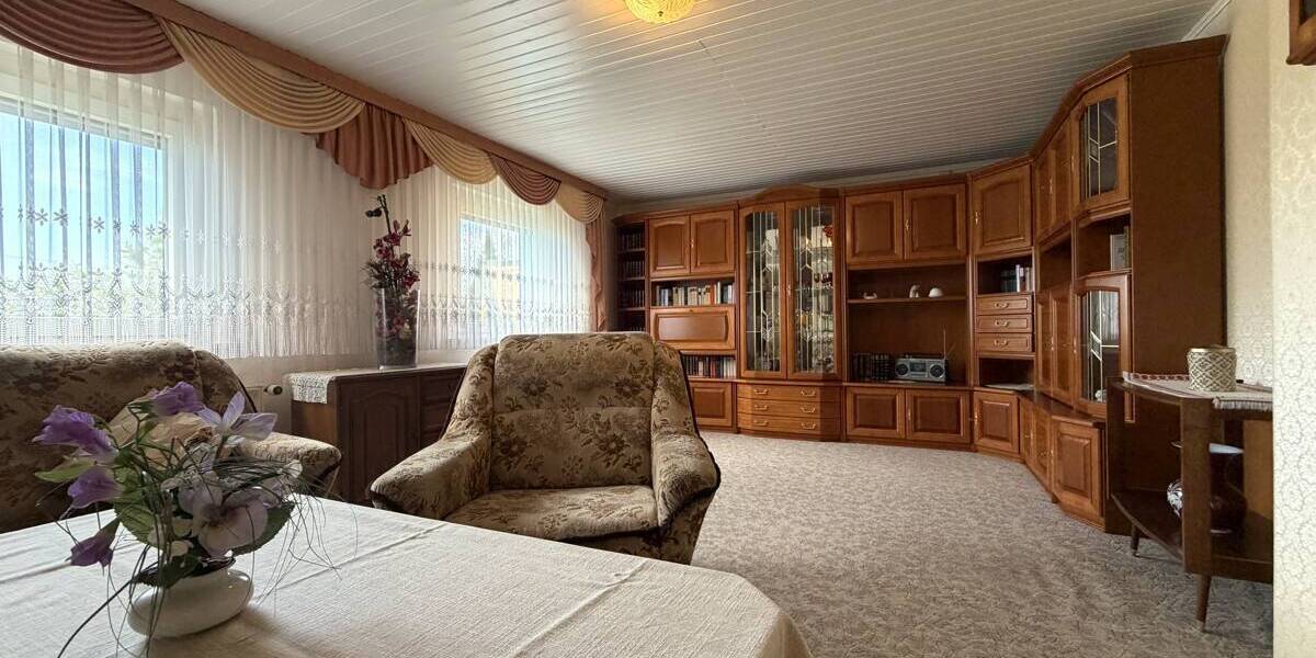 Doppelhaushälfte Bitterfeld-Wolfen Greppin - 4 Zimmer, 107 m&sup2;, 125.000&euro; | Angebot:26751001