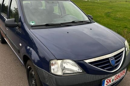 Dacia Logan 294.000 km 699 &euro; HALLE 06116