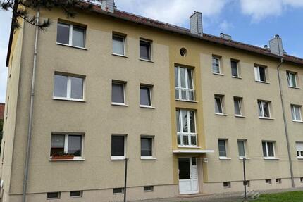 Wohnung Halle (Saale) Damaschkestraße - 4 Zimmer, 69 m&sup2;, 118.000&euro; | Angebot:27693316