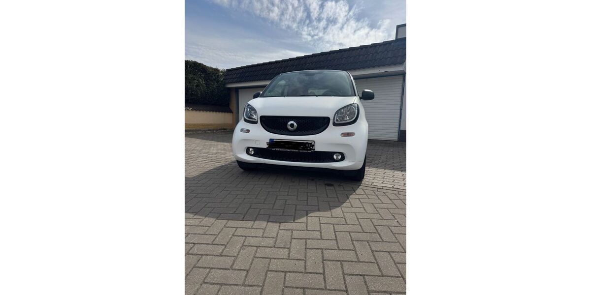 Smart ForTwo 42.508 km 9.499 &euro; Bitterfeld-Wolfen 06766