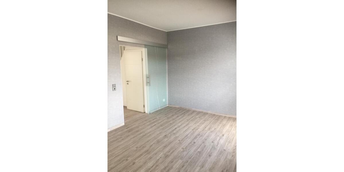 Reihenhaus Halle (Saale) Dölau - 3 Zimmer, 80 m&sup2;, 99.900&euro; | Angebot:25234368