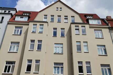 Wohnung Halle Nördliche Innenstadt - 4 Zimmer, 114 m&sup2;, 1.100&euro; | Angebot:26833281