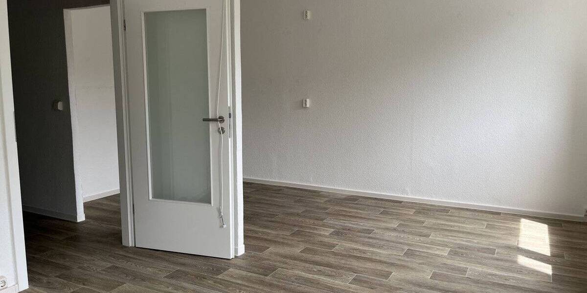 Etagenwohnung Halle (Saale) Nördliche Neustadt - 3 Zimmer, 57 m&sup2;, 320&euro; | Angebot:26843824