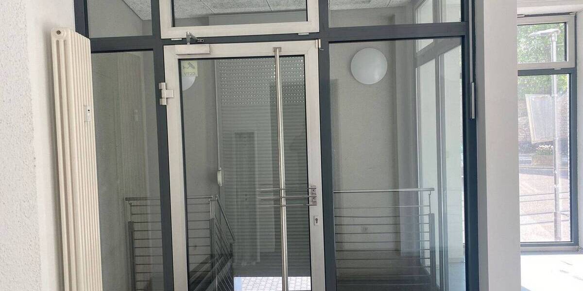 Gewerbeobjekt Merseburg Neumarkt (Vorstadt) - 3 Zimmer, 100 m&sup2;, 700&euro; | Angebot:25730115