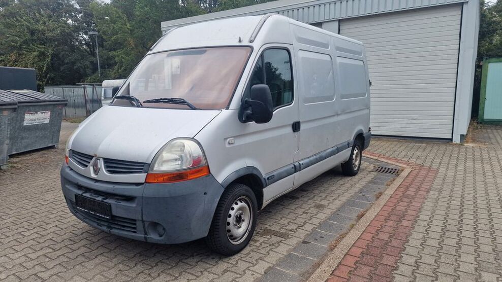Renault Master 351.332 km 2.999 € Wolfen 06766