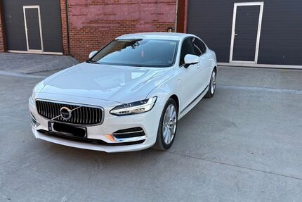 Volvo S90 80.000 km 31.500 &euro; Halle 01500