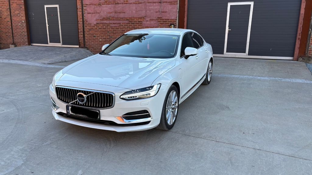 Volvo S90 80.000 km 31.500 &euro; Halle 01500
