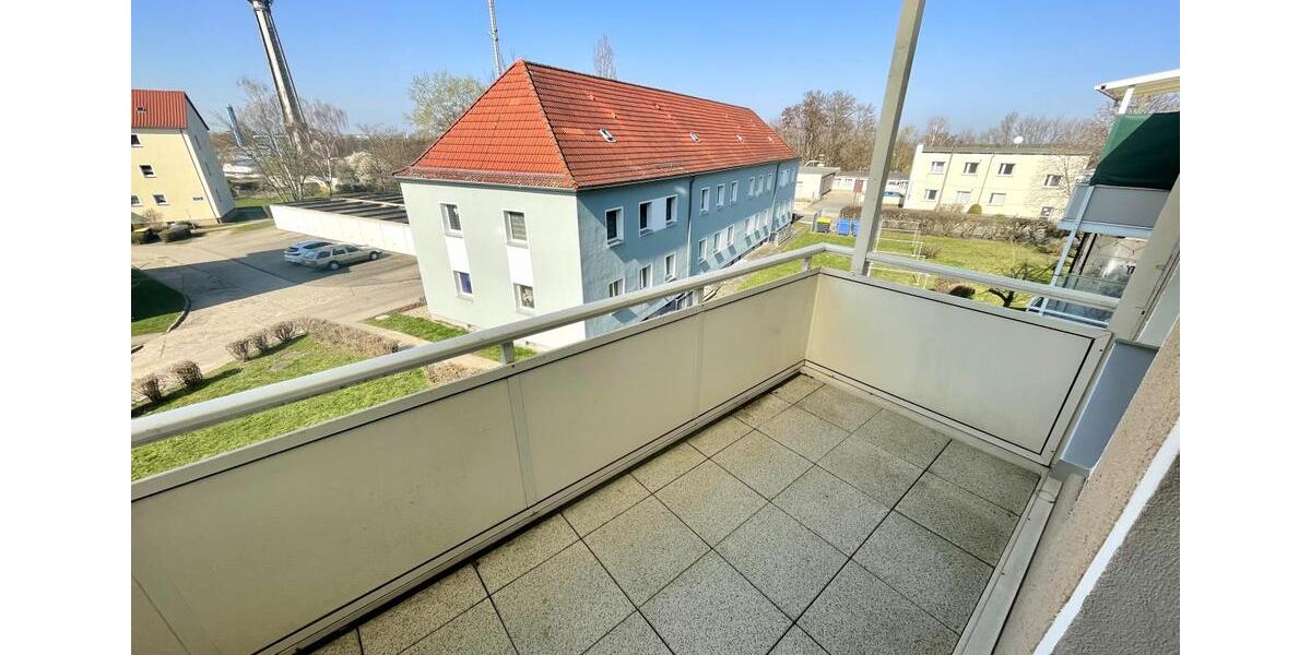 Etagenwohnung Bad Dürrenberg - 3 Zimmer, 66 m&sup2;, 415&euro; | Angebot:24864785
