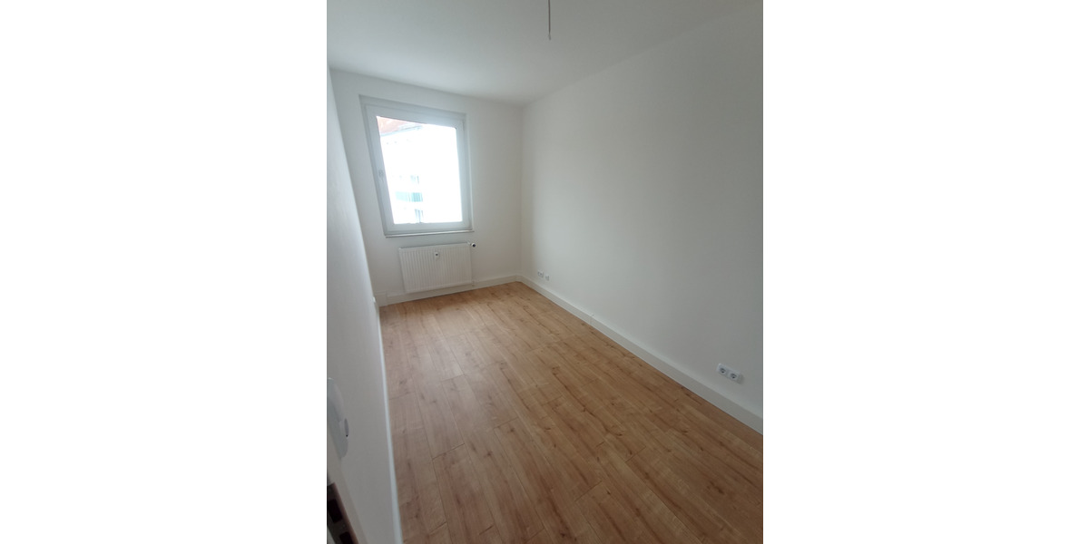 Etagenwohnung Bitterfeld-Wolfen Wolfen - 3 Zimmer, 60 m&sup2;, 460&euro; | Angebot:25797036