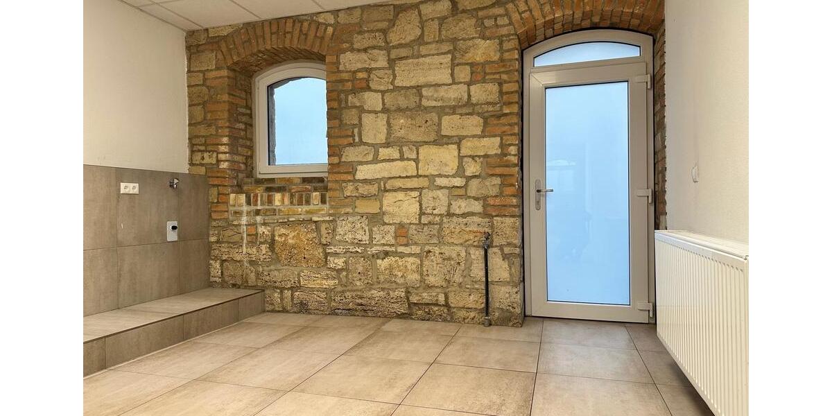 Maisonettenwohnung Querfurt - 6 Zimmer, 211 m&sup2;, 1.200&euro; | Angebot:23794281