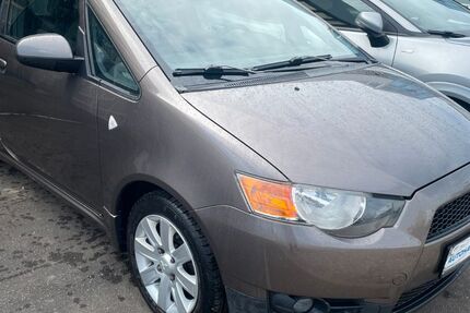 Mitsubishi Colt 136.898 km 3.999 &euro; Leuna 06237