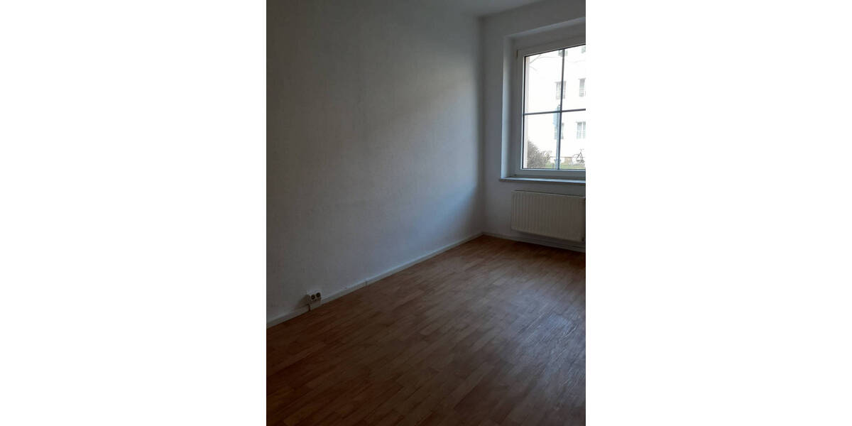 Etagenwohnung Braunsbedra - 3 Zimmer, 59 m&sup2;, 429&euro; | Angebot:26042926