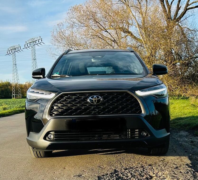 Toyota Corolla Cross 8.900 km 33.900 € Halle (Saale) 06124