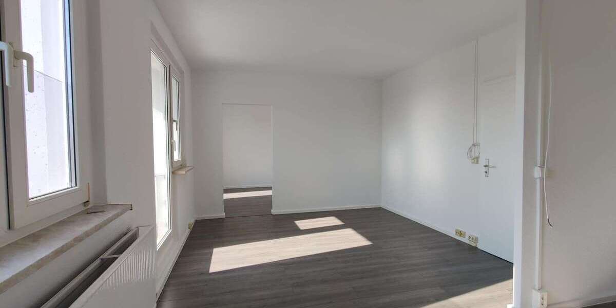 Etagenwohnung Halle Ammendorf/Beesen - 6 Zimmer, 111 m&sup2;, 970&euro; | Angebot:27318725