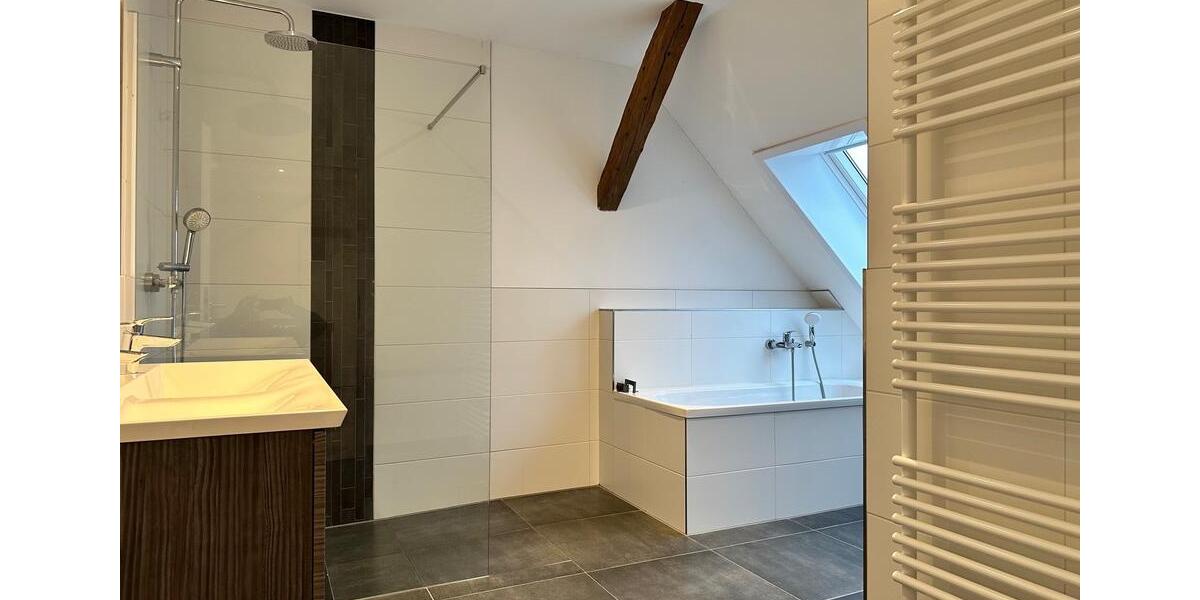Maisonettenwohnung Querfurt - 6 Zimmer, 211 m&sup2;, 1.200&euro; | Angebot:23794281