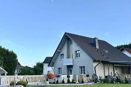 Haus zum Kaufen in Diemelstadt-Orpethal 299.900 € 145 m²