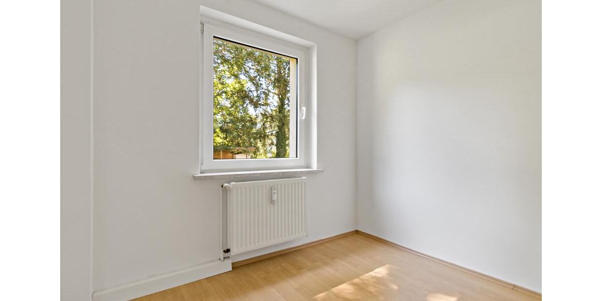 Etagenwohnung Halle (Saale) Frohe Zukunft - 2 Zimmer, 48 m&sup2;, 440&euro; | Angebot:25760825