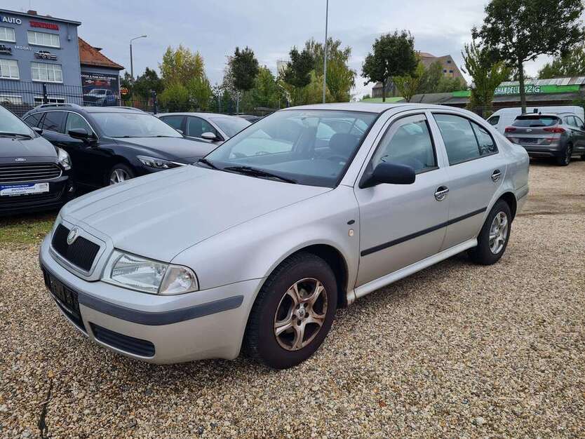Skoda Octavia 175.222 km 490 € Leipzig 04179