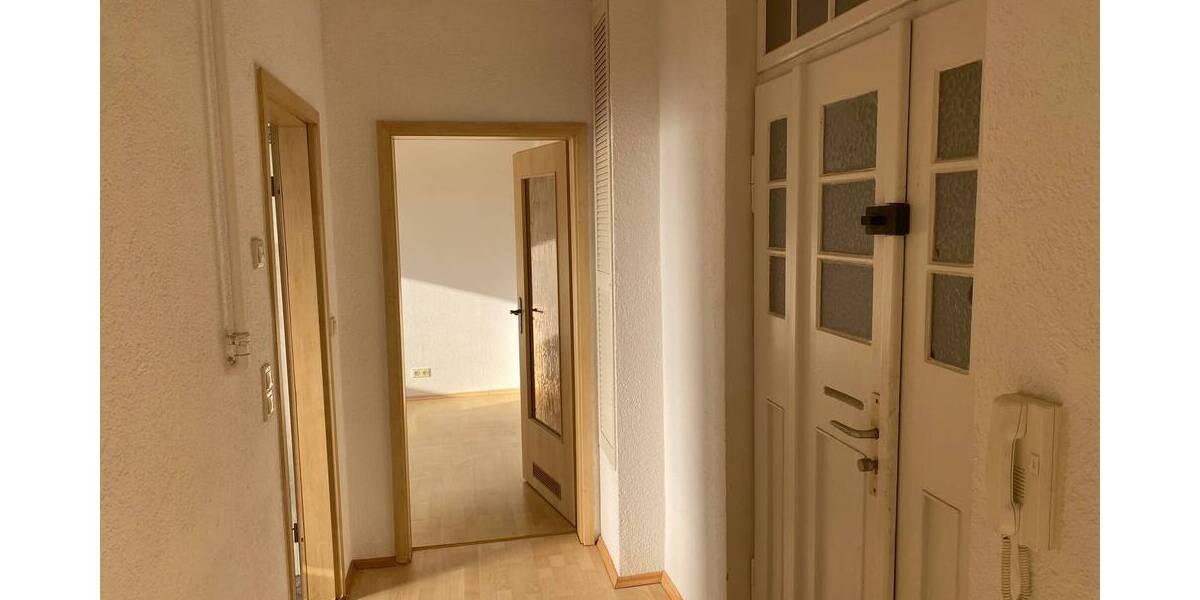 Zimmer Halle (Saale) Damaschkestraße - 2 Zimmer, 55 m&sup2;, 460&euro; | Angebot:26092449