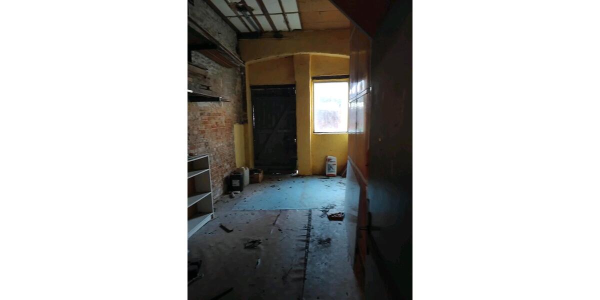 Einfamilienhaus Südliches Anhalt - 8 Zimmer, 340 m&sup2;, 53.000&euro; | Angebot:25342553