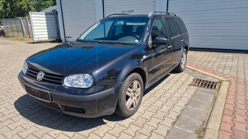 VW Golf 362.975 km 899 &euro; Bitterfeld - Wolfen 06766
