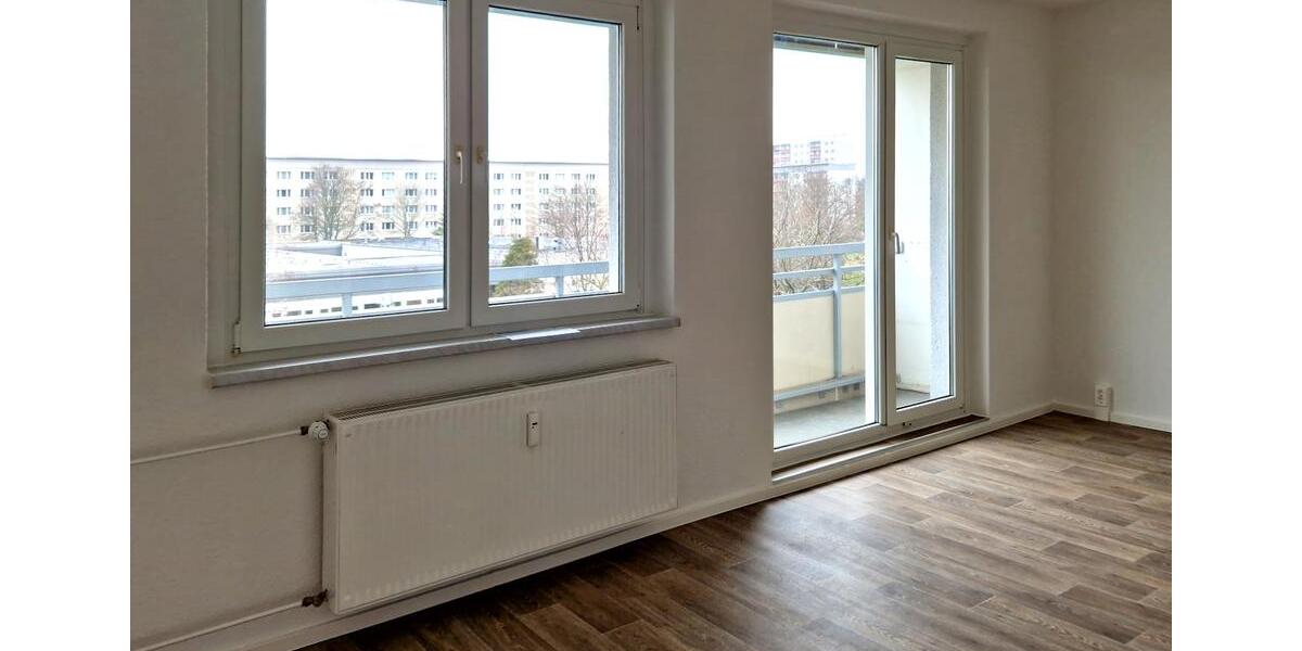 Etagenwohnung Halle (Saale) Halle-Neustadt - 4 Zimmer, 73 m&sup2;, 483&euro; | Angebot:25367633