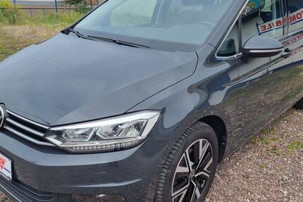 VW Touran 147.800 km 21.695 &euro; Halle / Saale 06112