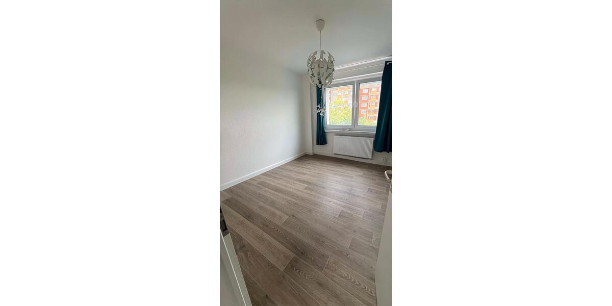 Etagenwohnung Halle (Saale) Damaschkestraße - 3 Zimmer, 55 m&sup2;, 470&euro; | Angebot:27627524