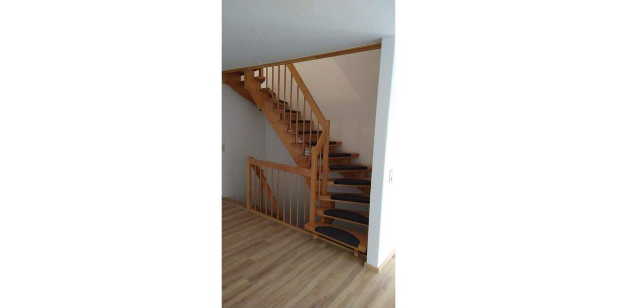 Reihenmittelhaus Merseburg - 4 Zimmer, 121 m&sup2;, 278.000&euro; | Angebot:25879472