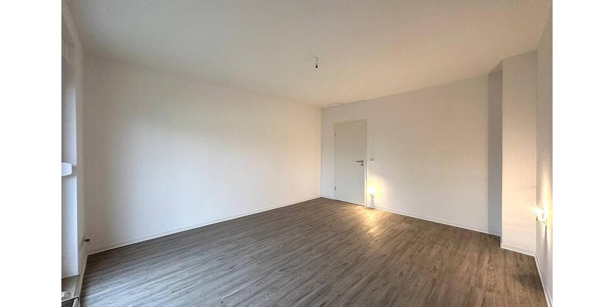 Etagenwohnung Bitterfeld-Wolfen Wolfen - 3 Zimmer, 59 m&sup2;, 599&euro; | Angebot:26001633