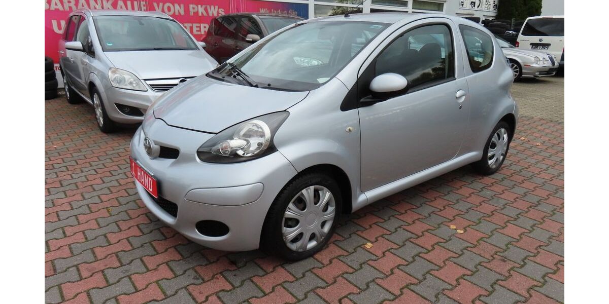 Toyota Aygo (X) 123.525 km 2.490 &euro; Sandersdorf-Brehna 06796