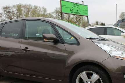 Kia Venga 98.500 km 6.990 &euro; Holleben bei Halle 06179